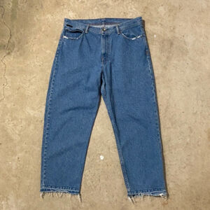 BDG Straight Leg Cut Off Jeans Blue Women’s Size 33 Zipper Fly Raw Hem